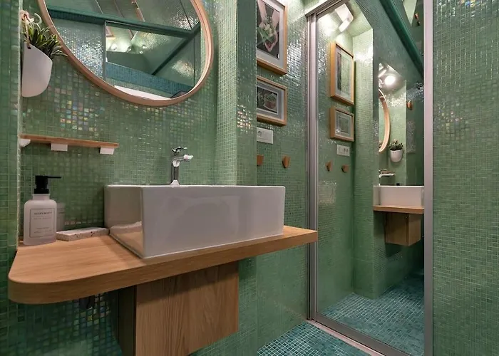 2 Bedroom 'marley' Appartamento Makarska